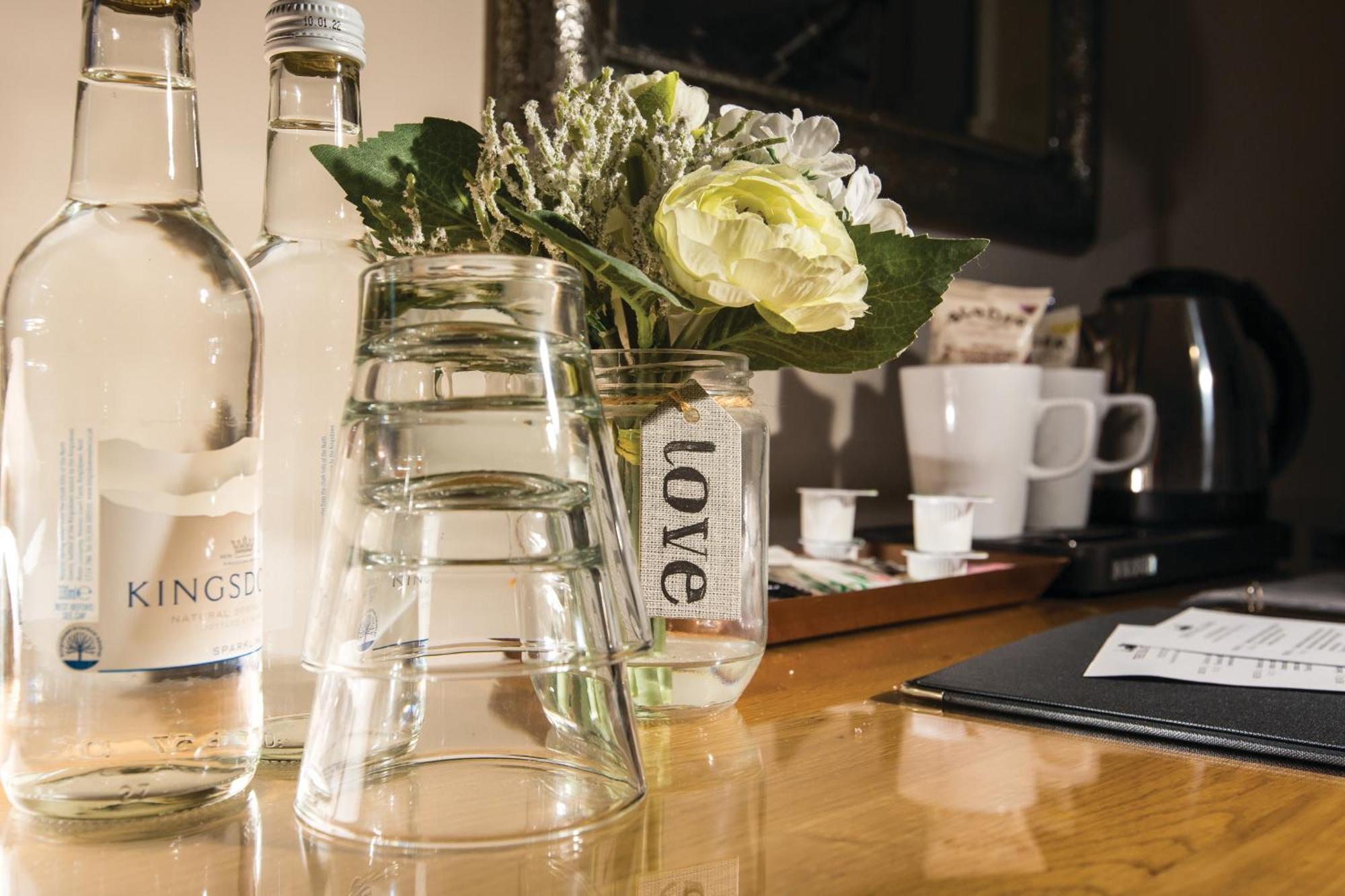 The Black Swan Inn Horsham St Faith Ngoại thất bức ảnh