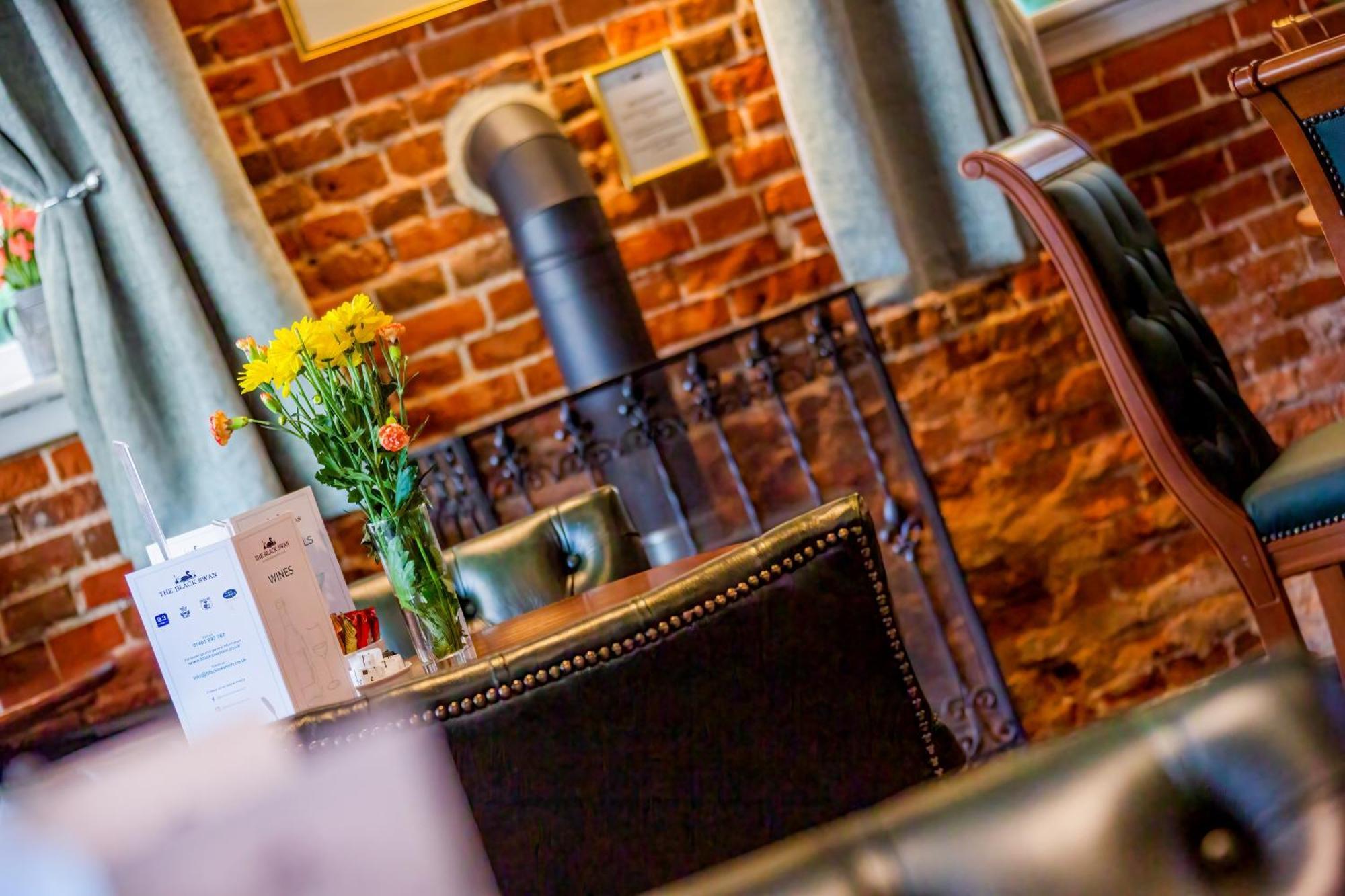 The Black Swan Inn Horsham St Faith Ngoại thất bức ảnh