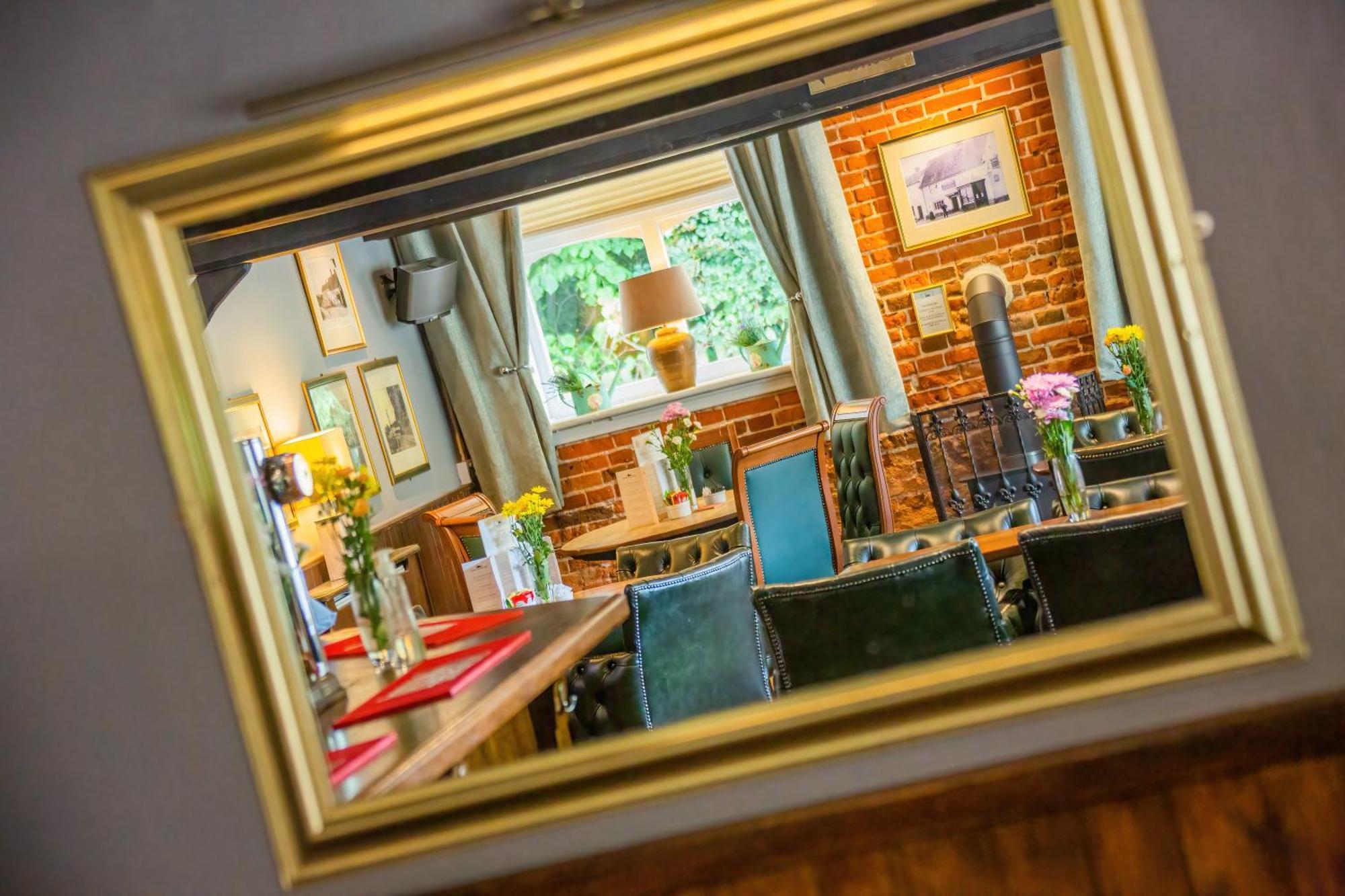 The Black Swan Inn Horsham St Faith Ngoại thất bức ảnh